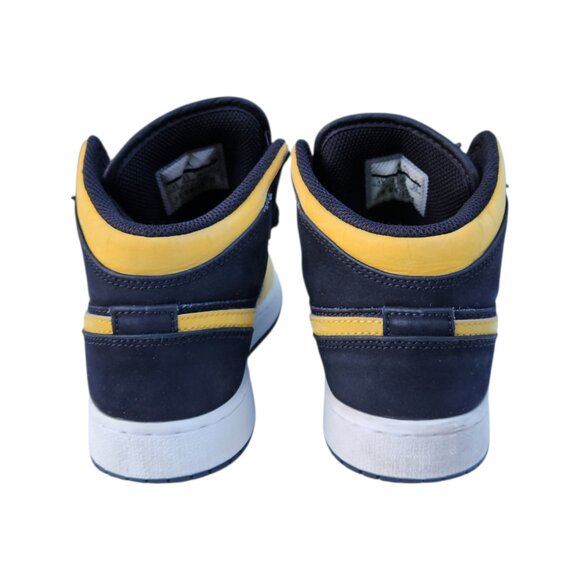 Nike  Air Jordan 1 Retro Mid Reverse New Love GS 554725-071 Black Gold White 4Y - Picture 5 of 9